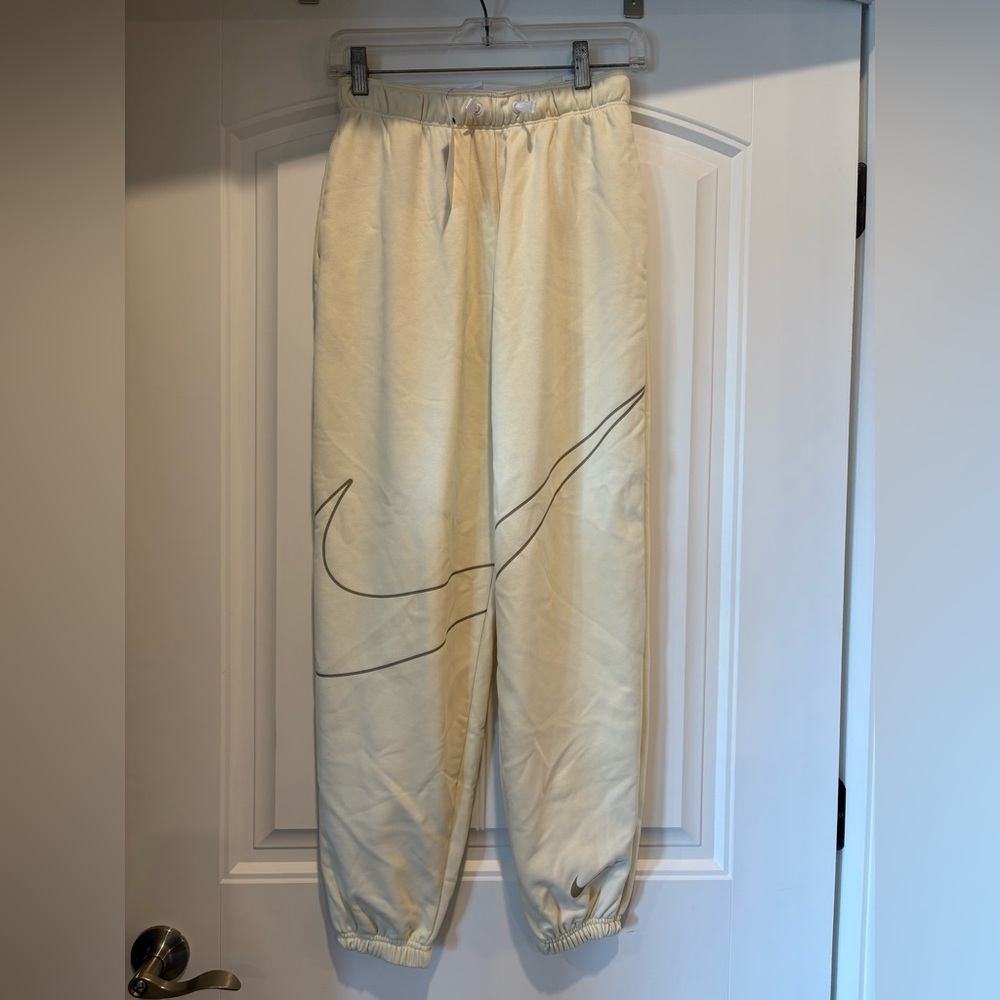 Nike Kids Cream Joggers Sweatpants